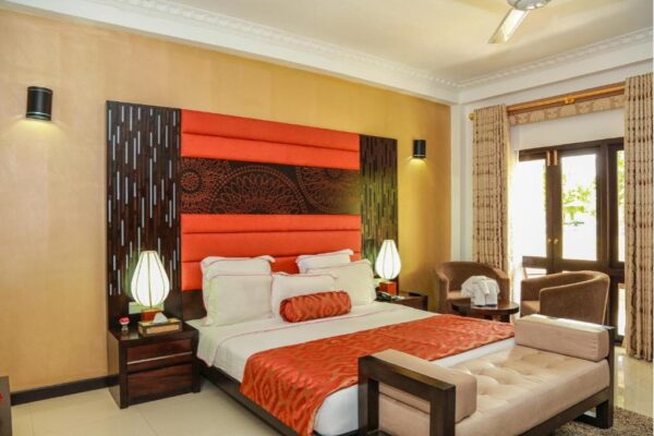 ISLAND CHARM ON A BUDGET - Image 7